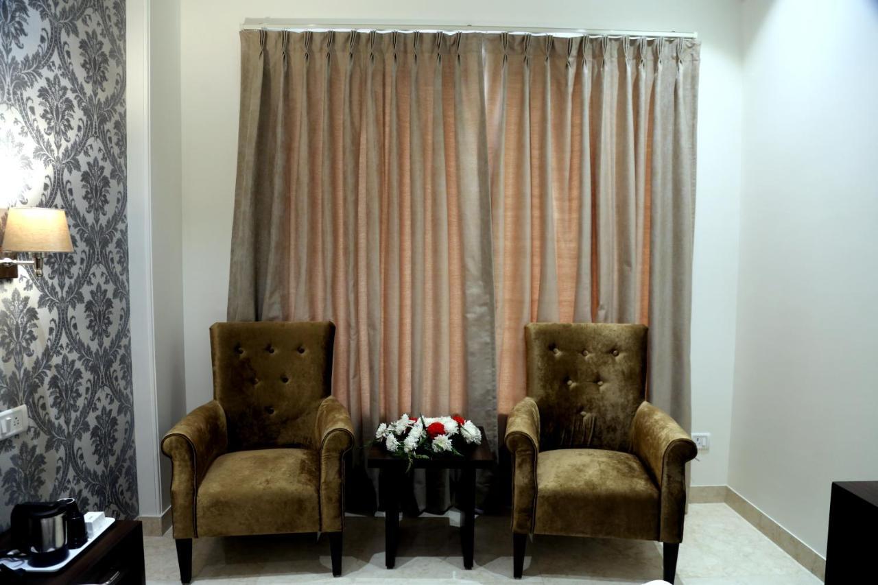 Awadh Inn Noida Exteriér fotografie
