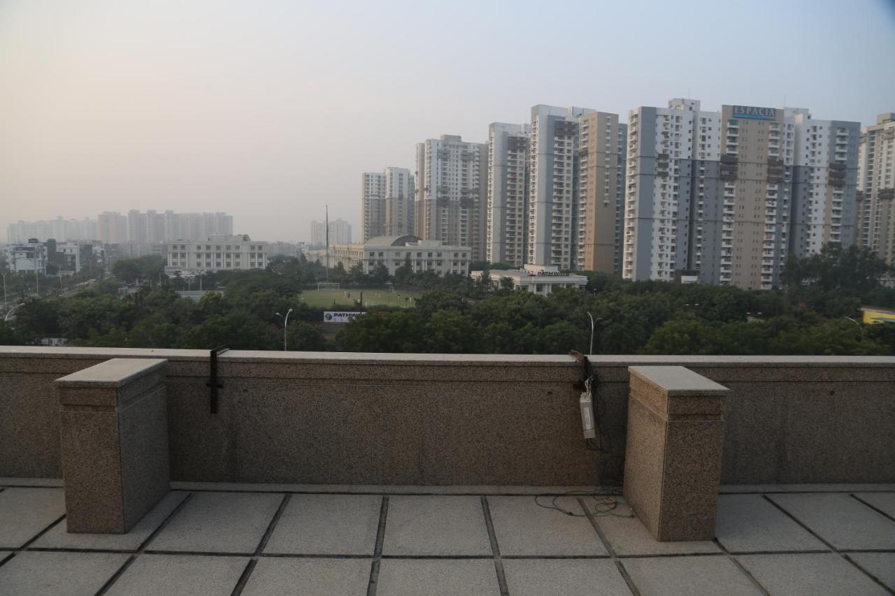 Awadh Inn Noida Exteriér fotografie